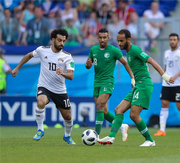 احمد ايوب يكشف كيف تخاذل لاعبي منتخب مصر امام السعودية بالمونديال