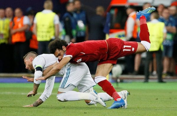 مو صلاح يكشف لأول مرة ماذا قال لراموس وهل تعمد إصابته ام لا ؟