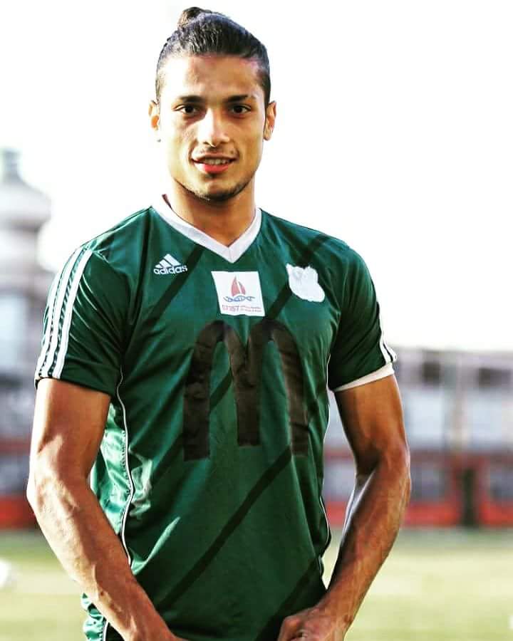 أسلام صلاح : أرفض عرض نادي الزمالك .. موافق علي الأنضمام للأهلي في عهد كارتيرون
