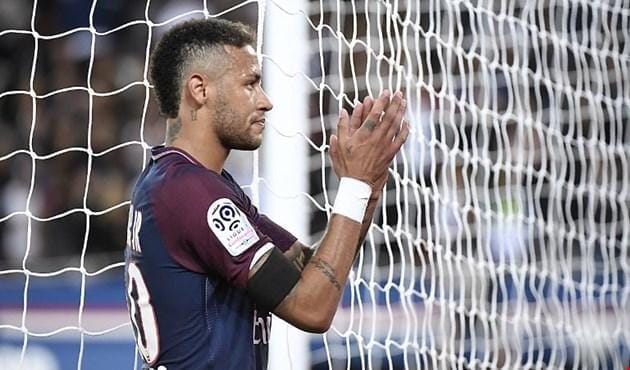 البرازيل تواجه المكسيك فى محاولة للهروب من مصير أبطال العالم بمونديال المفاجأت