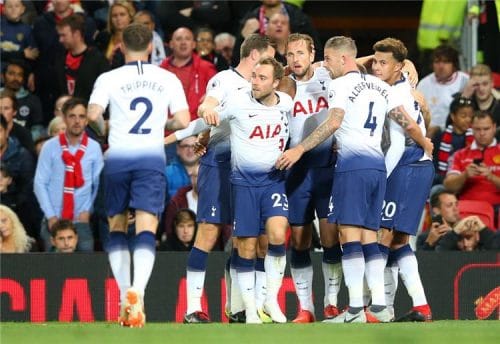 توتنهام يصعق مضيفة مانشستر يونايتد بثلاثية نظيفة في قمة الدوري الإنجليزي