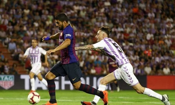 برشلونة يفوز بشق الأنفس بفضل تقنية الفيديو ..و فتح تحقيقا رسميا ضد بلد الوليد بسبب سوء أرضية الملعب