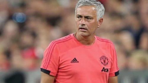 قبل ساعات من غلق ابواب الميركاتو.. مورينيو يعلن انتهاء موسم الإنتقالات في المان يونايتد ..وتشيلسي يضم كيبا الحارس الأغلى فى التاريخ