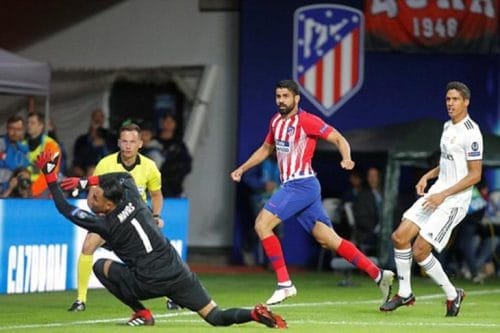 أتلتيكو مدريد يصعق ريال مدريد برباعية ويتوج بالسوبر الأوروبي