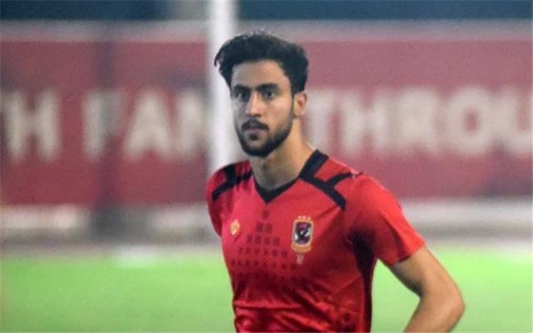 أحمد علاء يرفع رايه العصيان علي الأهلي ويطلب الرحيل عن صفوف الفريق في يناير