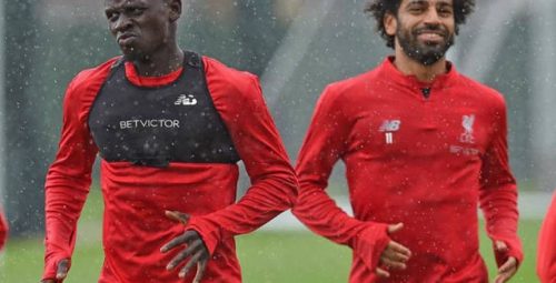 لاعب ليفربول يؤكد أنانية ماني ضد صلاح بـ لايك..أجيرى يؤكد قلة أهداف اللاعب لاتقلقني