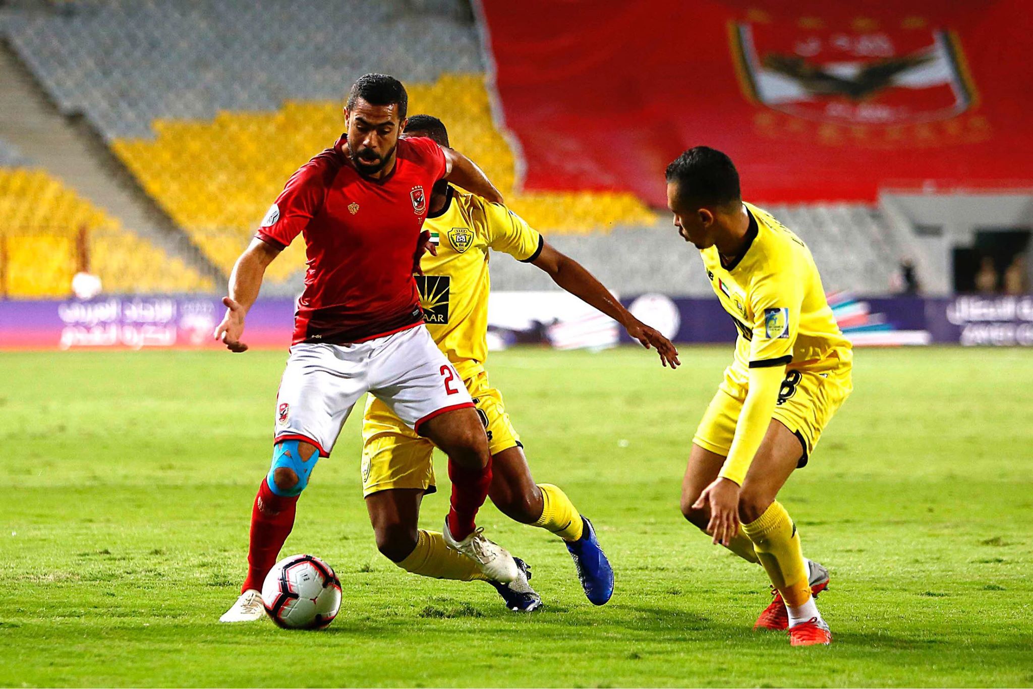أخبار الأهلي : كارتيرون يعنف لاعبي الأهلي بعد السقوط أمام الوصل في برج العرب
