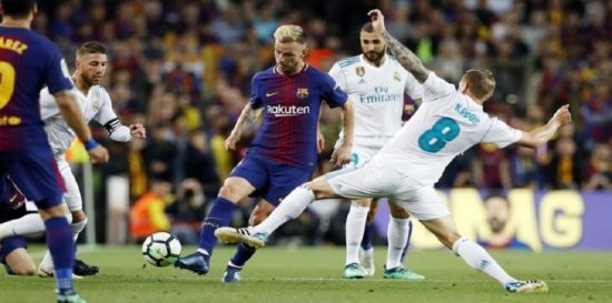 برشلونة يتحدي الريال الذي يتطلع لإستعادةنغمةالإنتصارات..وغموض حول تشكيلة الفريقين