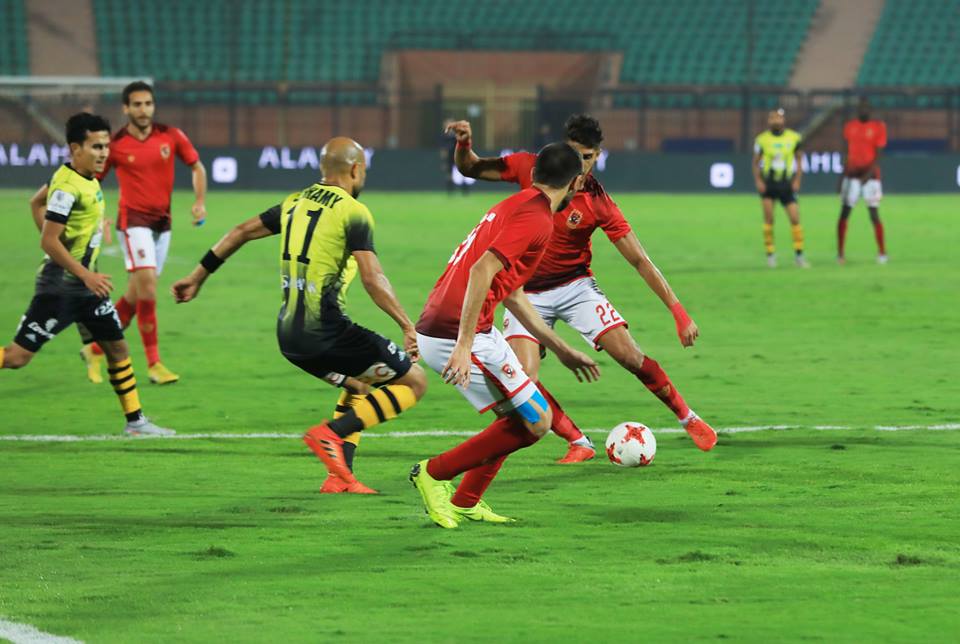 الأهلي نيوز : الأهلي يحصل على توقيع نجم انبي رغم نفي الفريق البترولى