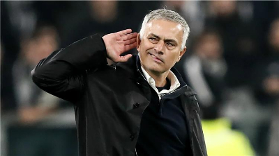 لاعبي مانشستر يونايتد ينتفضون ضد مورينيو..والأخير يطالب الريال برحيل راموس