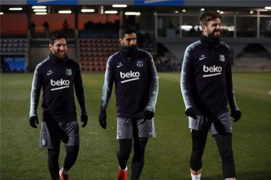 برشلونة يستبعد ميسي ويلجأ للاعبي الرديف قبل مواجهة ليفانتي..ووعد لسواريز بالرحيل