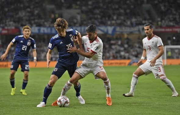كأس آسيا ..اليابان تطيح بإيران والإمارات تمنح طلابهاإذن إنصراف غدا لتشجيع منتخبهم