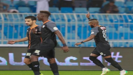 الدوري السعودي ..وحدة ميدو يسقط أمام الشباب للمرة الثانية علي التوالي بمشاركةعواد