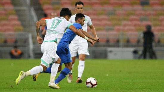 الدوري السعودي ..سقوط قاتل للأهلي بغياب شيفو وعبدالغني يعتدي علي حارس الفريق