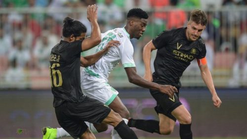 الدوري السعودي ..الهلال يغرد بالصدارة برباعية ضد القادسية والنصرينفردبالوصافة