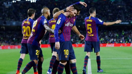 برشلونة في مهمة حسم لقب الليجا مبكرا امام إسبانيول بديربى كتالونيا