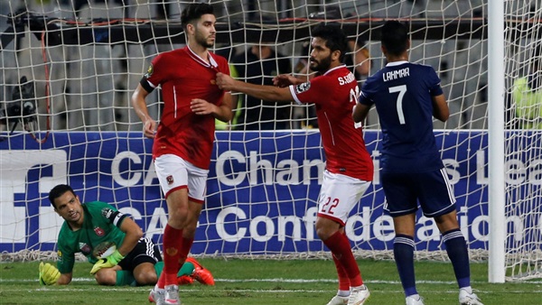 أخبار الأهلي : قرار هام من الأهلي بسبب أزارو ومتعب يتغزل في صالح