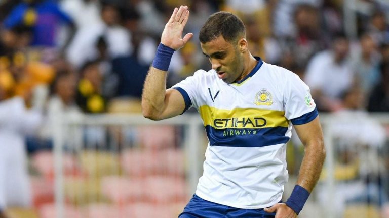 الدوري السعودي ..فوز الهلال وهاتريك حمدالله يقود النصرلعبورالحزم ويؤجلان حسم اللقب