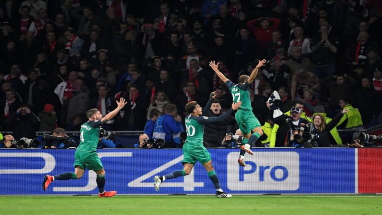 توتنهام يزيح أياكس بريمونتاداتاريخية ويضرب موعدا مع ليفربول بنهائي دوري الأبطال