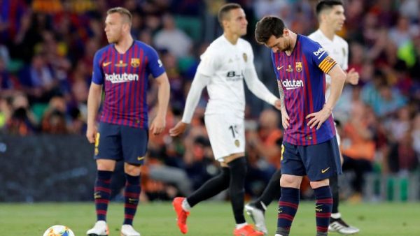 فالنسيا يدك شباك برشلونة بثنائية ويتوج بطلا لكأس ملك إسبانيا..وفالفيردي سيعلن استقالته