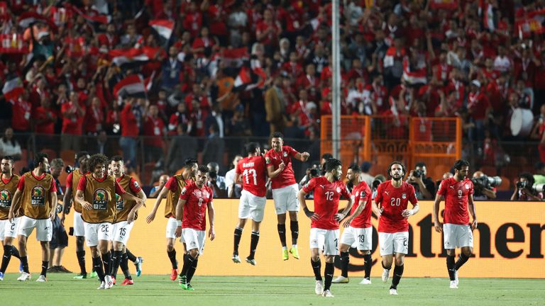 مصر 2019 : عاجل .. قرار رسمي من منتخب مصر عن واقعة فتاة إنستجرام.. وتعليق أجيري