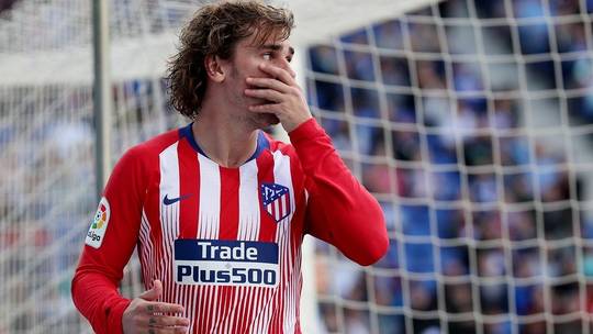 أتلتيكو مدريد يبشرجماهيربرشلونة بشأن جريزمان ومحاولةأخيرة من الـ يونايتد لضم اللاعب