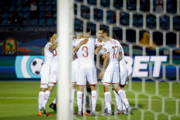 أمم أفريقيا ..أول منتخب عربي يتعثر في البطولة..وأبوتريكة يعلق:كنانتمني بداية أقوي