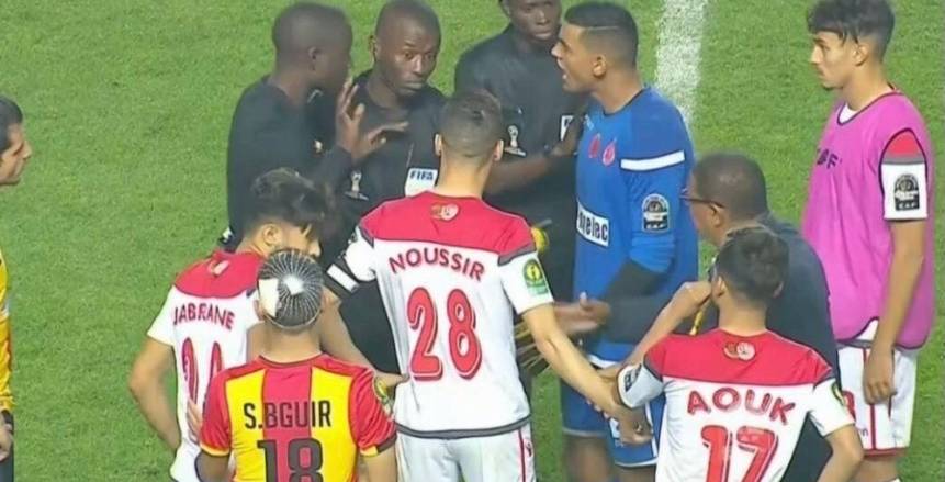 أخبار الدوري المصري : الغندور يفجر مفاجأة : نهائي الوداد والترجي سيعاد فى القاهرة