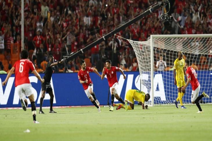 تريزيجية يفتتح مشوار الانتصارات لمصر أمام زيمبابوي..وهوسكورد تختاره الأفضل