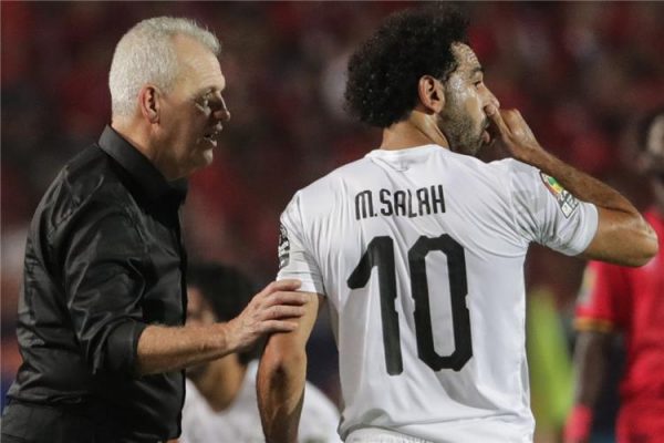 أجيري يحل لغز تذبذب مستوى صلاح في أمم إفريقيا قبل مغادرته مصر