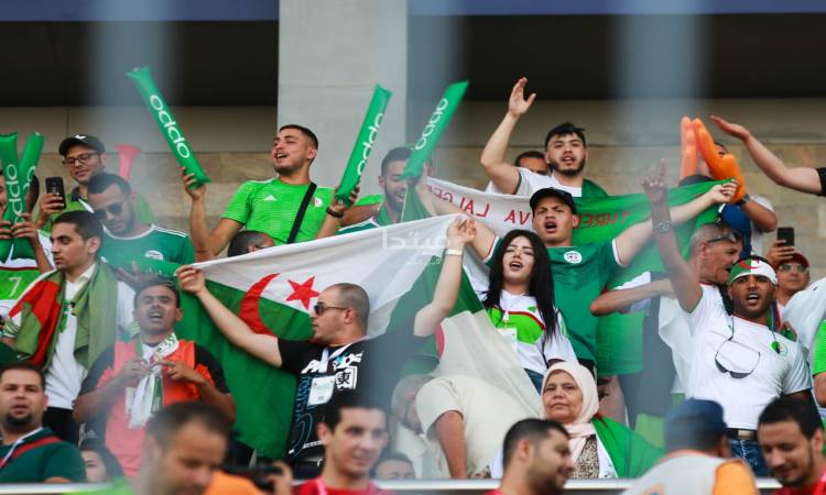 أمم أفريقيا .. الجزائر تساند منتخبها أمام كوت ديفوار وتقيم جسرا جويا غدا بمصر