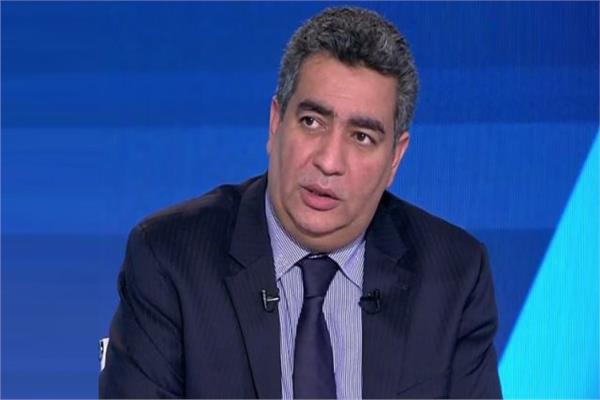 أمم أفريقيا : محضر ضرب ضد مجاهد .. وحملة للدفاع عن محمد صلاح