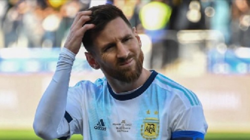 ميسي يتلقي عقوبة جديدة مع منتخب الأرجنتين رغم الإعتذار