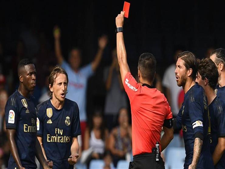 مودريتش نجم ريال مدريد يتعرض لعقوبة الإيقاف بعد طرده أمام سيلتا فيجو