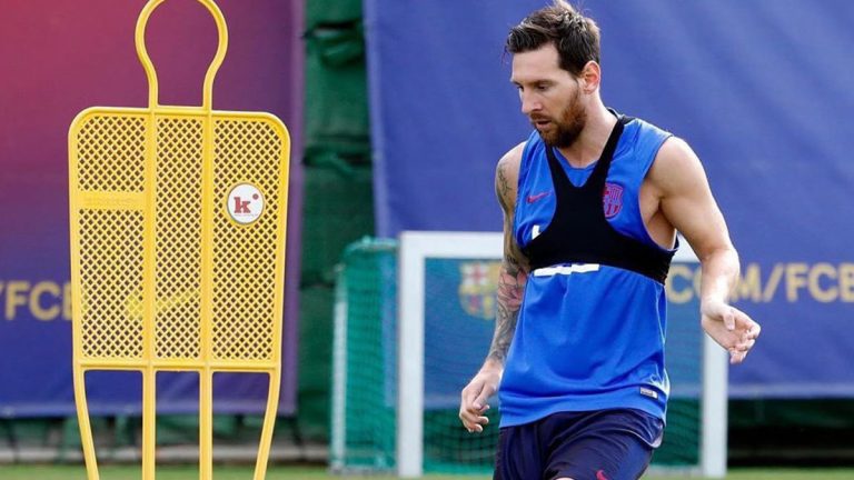 ميسي يعود لتدريبات برشلونة ..وريال بيتيس يرد:لا تتعجل يا ليو