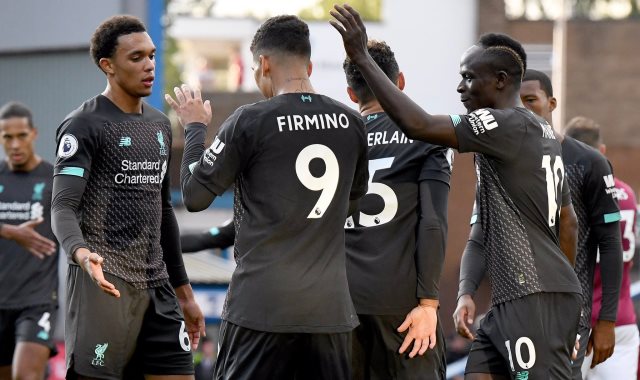 الدوري الإنجليزي .. تأجيل مباراة وست هام ضد ليفربول لهذا السبب !