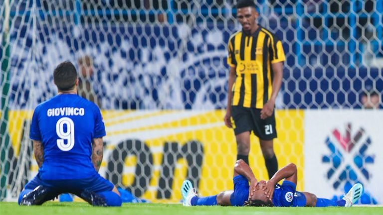 الهلال السعودي يكتسح الاتحاد بثلاثية ويواجه السد القطري بنصف نهائي أبطال آسيا(فيديو)