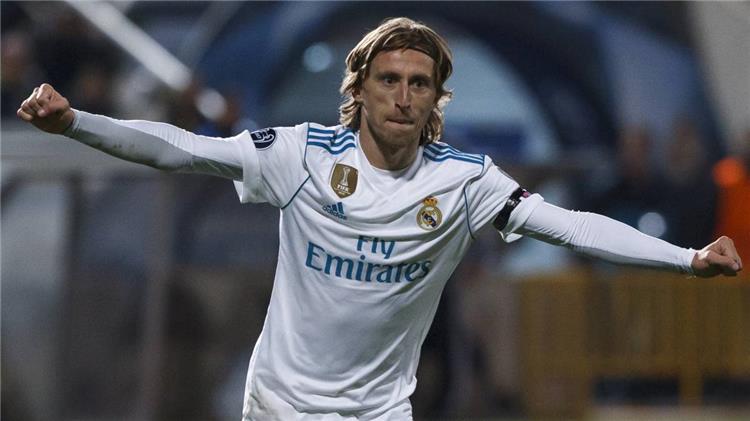 ريال مدريد ضد فياريال..عودة مورديتش من الإيقاف والظهور الأخير لنافاس