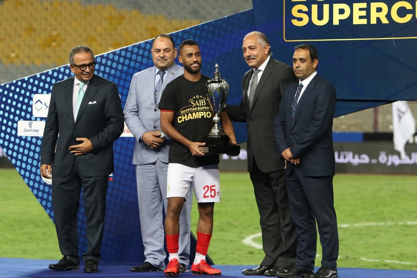 الأهلي نيوز : الأهلي يقرر إقامة مهرجان اعتزال يليق بـ حسام عاشور وضمه لقناة النادي
