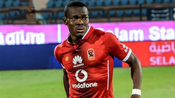 لاعب الأهلي الهارب يصاب في هجوم علي حافلة النجم الساحلى
