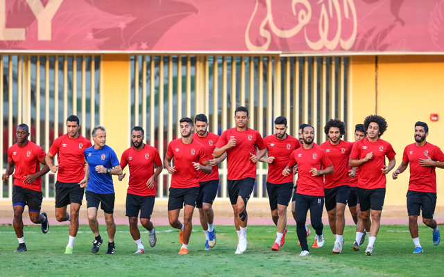 الأهلي نيوز : الرد علي أكاذيب رفض الأهلي خوض مباريات في الإسماعيلية
