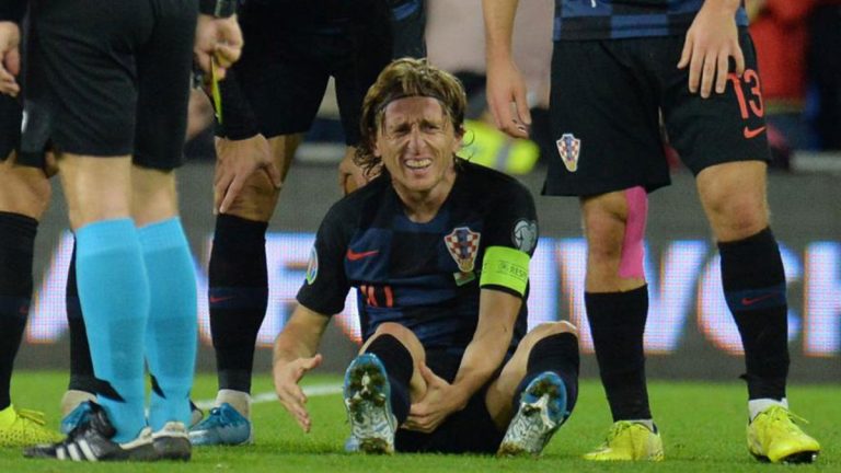 ريال مدريد في أزمة قبل الكلاسيكو .. بعد ضرب الإصابات لنجومة الثلاثة