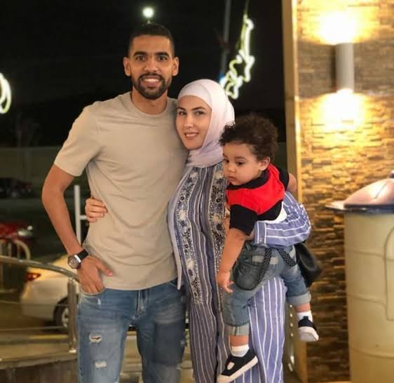 قصة مؤمن زكريا مع شيكابالا و عمرو السولية عبر تواصل اجتماعي