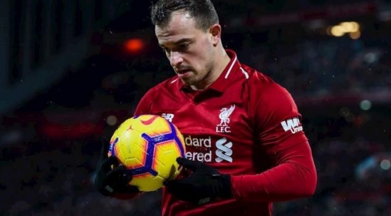 نجم ليفربول يعلن رغبته في الرحيل بسبب محمد صلاح وساديو ماني