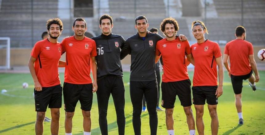 الأهلي نيوز : فيديو..على طريقة رمضان.. فخري “يقف على الكرة” وخناقة في مباراة الأهلي والزمالك