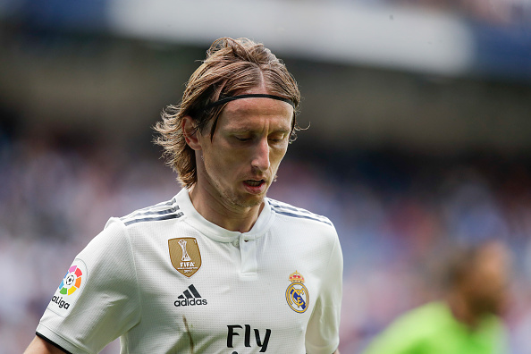 رسميا ريال مدريد يجدد عقد لاعبه لوكا مودريتش حتى 2024 … رسميا.. الهلال يعلن التعاقد مع السنغالي كوليبالي قادما من تشيلسي في صفقة تاريخية جديدة