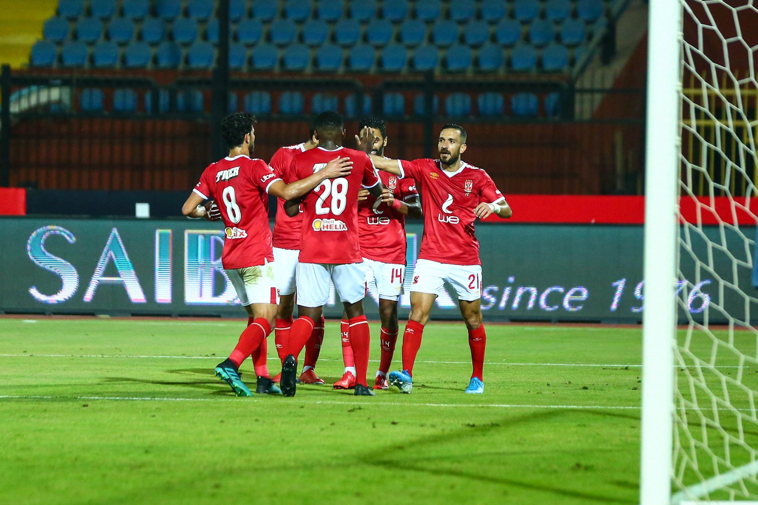أخبار الأهلي : بعد التألق المحلي .. فايلر يدرس الدفع بمدافع الأهلي أمام النجم