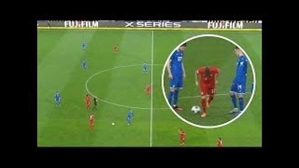 لاعبي بايرن ميونخ وهوفنهايم ينتصرون على إساءة الجماهير (فيديو)