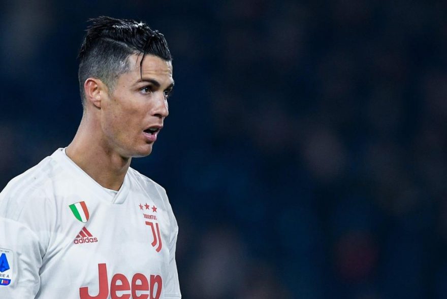 رونالدو يعود لإيطاليا غدا لاستئناف التدريبات مع يوفنتوس