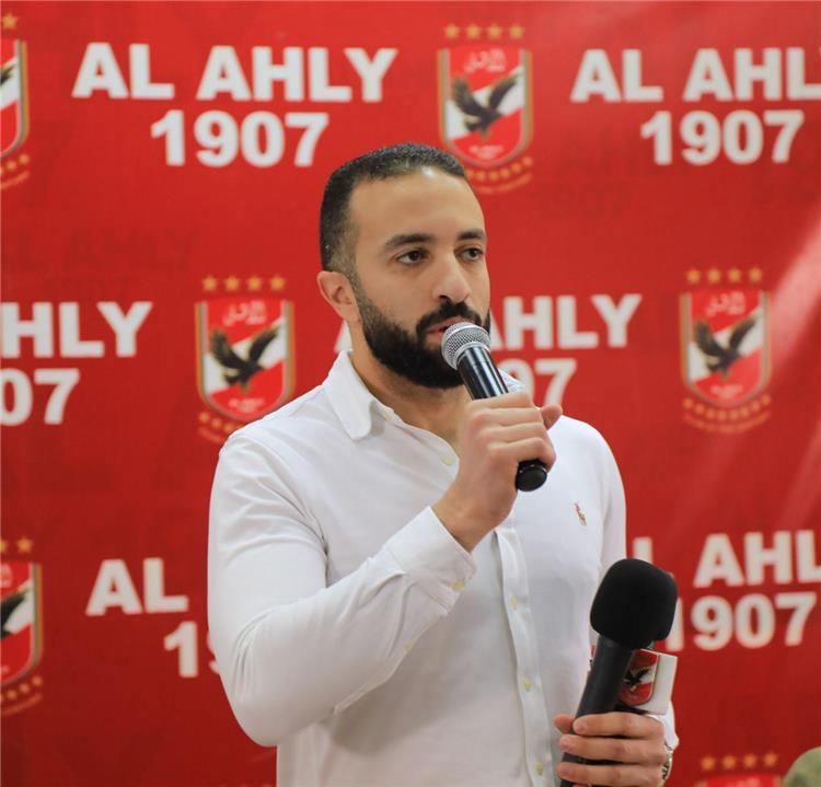 الأهلي اليوم : سراج : تركي فيروس عيل بينشر فتن وقرف